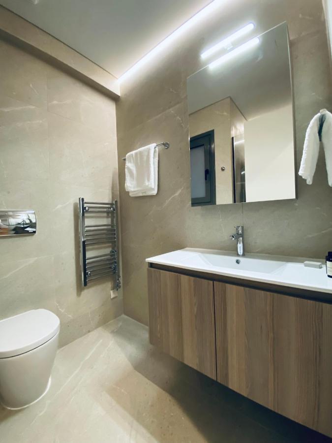 Athens Riviera 2-Bed Apt & Pool Access #Unoblu Kültér fotó