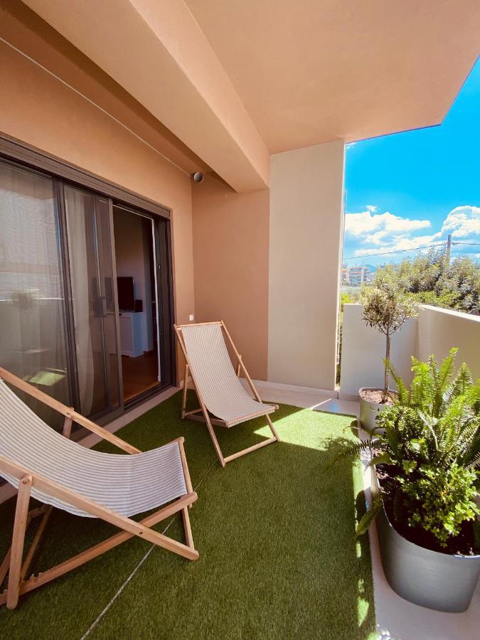 Athens Riviera 2-Bed Apt & Pool Access #Unoblu Kültér fotó
