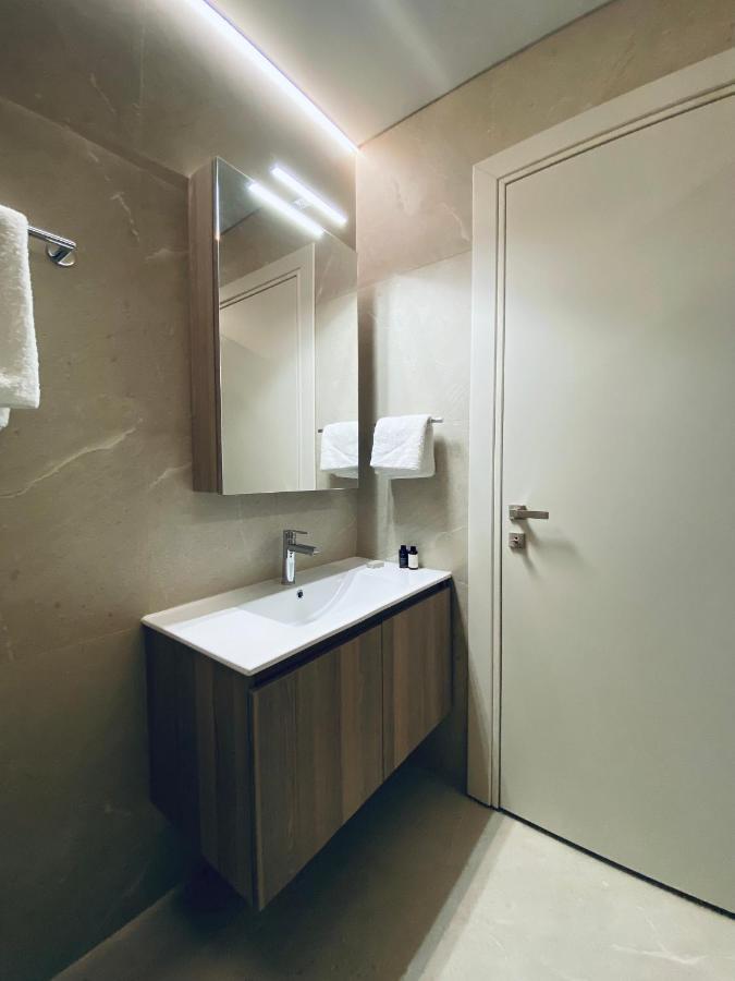 Athens Riviera 2-Bed Apt & Pool Access #Unoblu Kültér fotó
