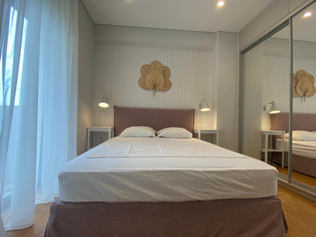 Athens Riviera 2-Bed Apt & Pool Access #Unoblu Kültér fotó